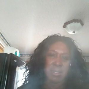 Meet your Posher, Pamela